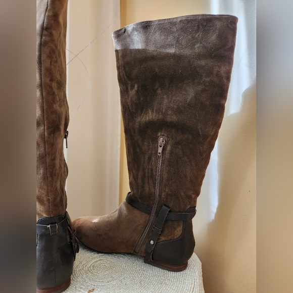 NWT. ROTH  fabric upper boots.SIZE 8 - Picture 7 of 9